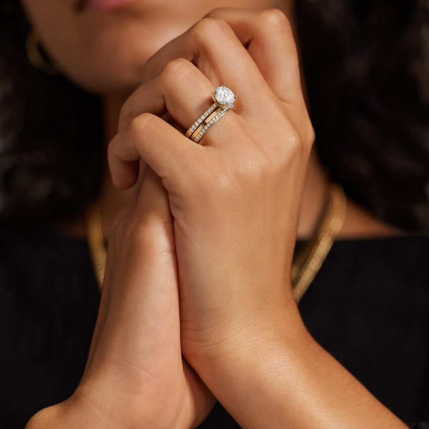 Yellow Gold 0.16CTW Round Lab Grown Diamond Wedding Band