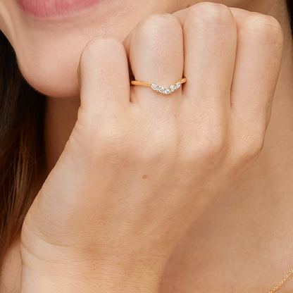 0.06CTW Round & Pear Cut Lab Grown Diamond Chevron Wedding Band