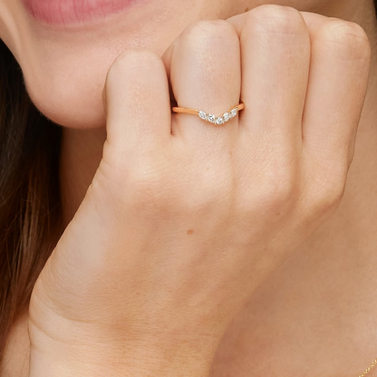 0.06CTW Round & Pear Cut Lab Grown Diamond Chevron Wedding Band