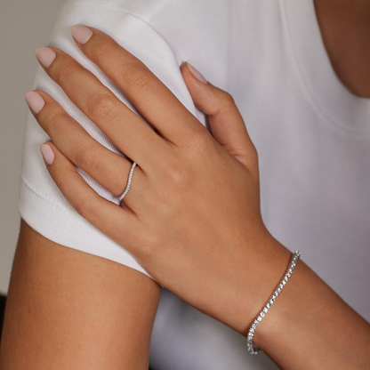 0.17 CTW Curved Ballad 10k Yellow Gold Lab Grown Diamond Band