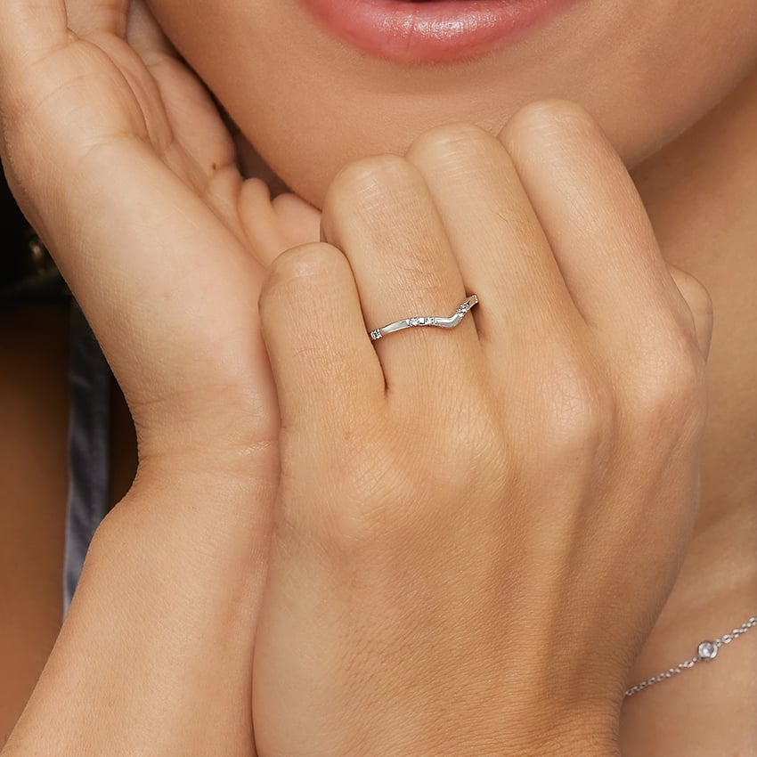 0.06 CTW Chevron 14k Lab Grown Diamond Band For Her