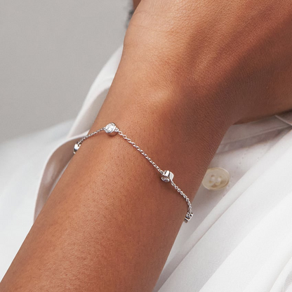 7 inch 1/2CTW Five Lab grown Diamond Bezel Bracelet in Gold